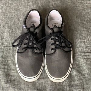 Vans, barely worn size 12